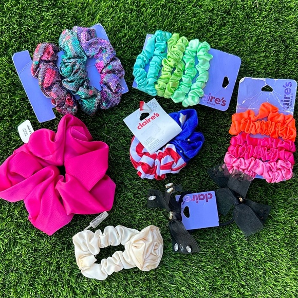 Claire\'s Colorful Scrunchie Set Lots